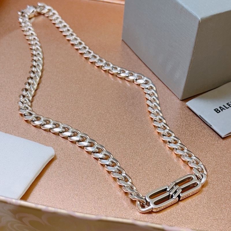 Balenciaga Necklaces - Click Image to Close